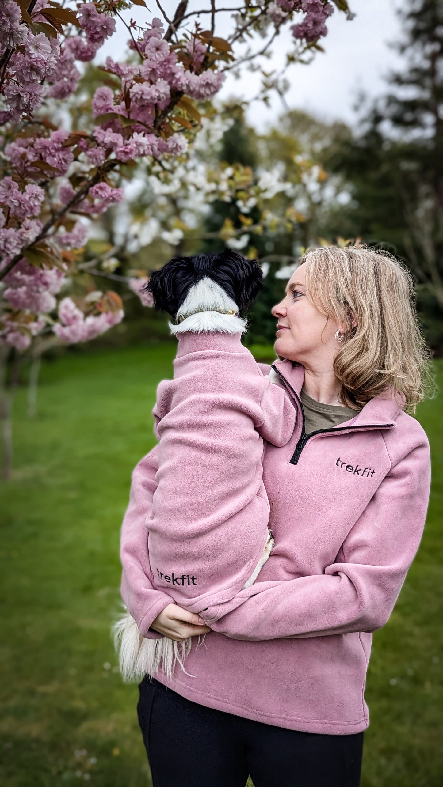 2 Leg Dog Fleece Hibiscus